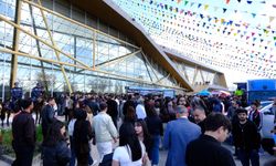 Şırnaklı Gençler Van'da, Dev Kariyer Fuarı Kapılarını Açtı
