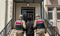 Hırsızlık suçundan aranan şahıs yakalandı