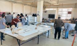 Cizreli marifetli gençlerden akran dayanışması