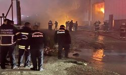 Mobilya fabrikasında gece yarısı yangın