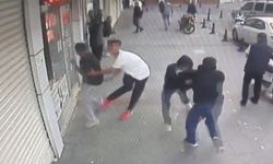 Silahlı kavgada 4 kişi yaralandı, O anlar kamerada