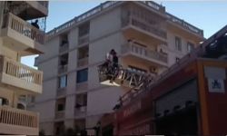 Apartmanda yangın paniğe yol açtı 4 yaralı
