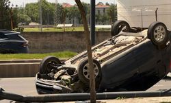 Takla atan otomobilin sürücüsü yaralandı