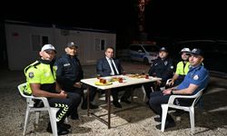Müdür Sazak, Görev Başındaki Polislerle Bir Araya Geldi