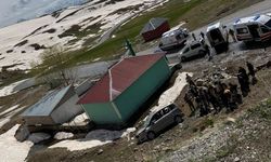 Şarampole yuvarlanan araçta 4 kişi yaralandı