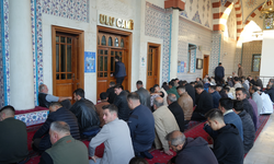 Bayram namazında ilk saf Iğdır’da tutuldu