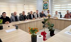 Eski başkan Şavluk’tan derneğe ziyaret