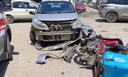 Otomobil ile motosiklet çarpıştı 1 yaralı
