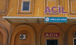 Kaydıraktan düşen 8 yaşındaki çocuk ağır yaralandı