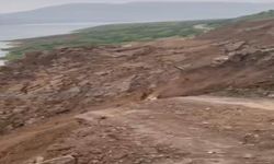 Siirt'te toprak kayması köylüleri tedirgin ediyor