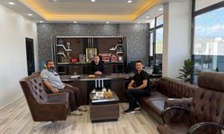 Gazetecilerden Sosyal Yardımlaşma Vakfı’na ziyaret