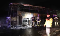 Yolcu otobüsü alev aldı, 8 kişi hayatını kaybetti