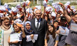 "Hayalimdeki Şapka" Projesi Silopi’de Minikleri Sevindirdi