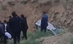 Araç şarampole yuvarlandı, 1 ölü