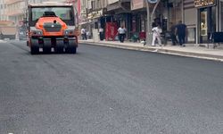 Silopi’de 3. Cadde’de asfalt çalışmaları başladı