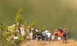 Botan Çayı’na giren çocuk kayboldu