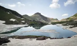 Doğa Harikası Cilo'da Kritik Uyarı: Buzullara Giriş Yasak!