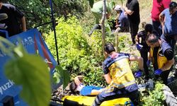 Çapa motoru devrildi, 3 kişi yaralandı