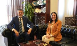 Bakan Müşaviri Hatice Atan’dan Başkan Yarka’ya Hac Ziyareti
