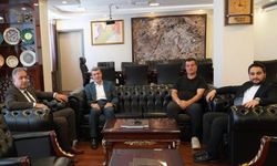 İş insanı Som, Şırnak Belediyesi’nde temaslarda bulundu