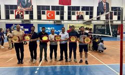 Şırnak’ta Öğretmenler Voleybol Turnuvası Tamamlandı