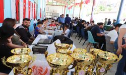 120 sporcunun katıldığı satranç turnuvası sona erdi