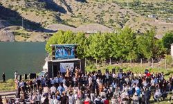Uludere'de Yüzlerce Kişi Dengbêj Dinletisinde Buluştu