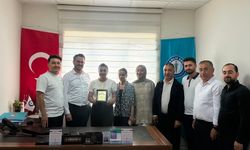 Fedakâr hemşireye sağlık-sen’den onur plaketi