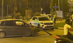İki otomobil çarpıştı 1 kişi yaralandı