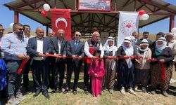 Bakan Yumaklı, berivanlarla telefonda görüntülü görüştü