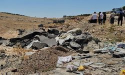 Boş arazide battaniyeye sarılı erkeğin cansız bedeni bulundu