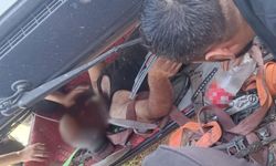Çekici devrildi, sürücü yaralandı