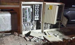 Silopi’de elektrik sayaç kutuları tehlike saçıyor