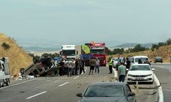 Hafif ticari araç karşı şeride geçti 4 yaralı