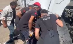 Tır kamyonla çarpıştı 1 ölü, 1 yaralı
