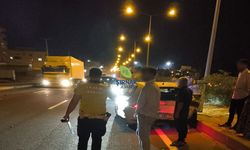 İki otomobil çarpıştı 4 kişi yaralandı