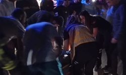 Devrilen hafif ticari aracın sürücüsü ağır yaralandı