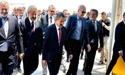 Başkan Kurtulmuş'u Şırnak'ta protokol karşıladı