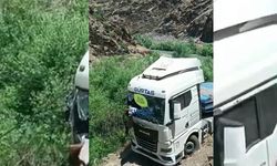 Şarampole Çıkan Tır Kontrollü Şekilde Kurtarıldı