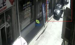 Lüks aracı ile geldi, tost hesabını fazla bulup kaçtı