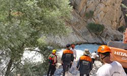 Habur Çayı'nda Kayıp Genci Arama Çalışmaları 3'üncü Gününde