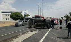 İki araç çarpıştı 2 kişi yaralandı