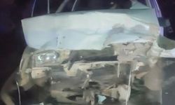 İki otomobilin çarpışması sonucu, 3 kişi yaralandı
