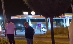 Otomobil direğe çarptı 4 yaralı