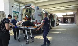 Otomobil bariyerlere çarptı 1 yaralı