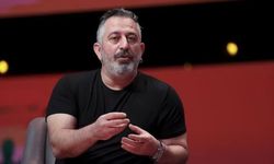 Cem Yılmaz Hastaneye Kaldırıldı