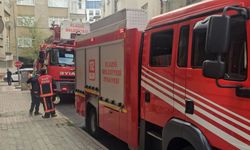 Çatı yangını ihbarı ekipleri alarma geçirdi