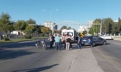 Otomobil ile motosiklet çarpıştı 1 yaralı