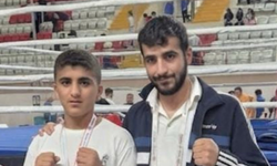 Şırnaklı Genç Boksör Sivas’tan Madalyayla Döndü