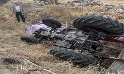 Traktör şarampole devrildi 1 ölü